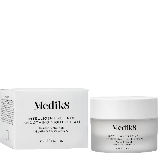 Medik8 Intelligent Retinol Smoothing Night Cream Nuorentava A-vitamiini yövoide 50 ml