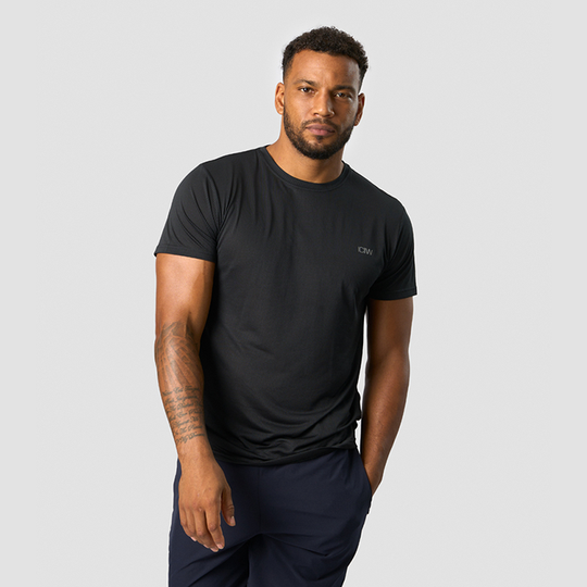 Ultimate Training Tee Musta